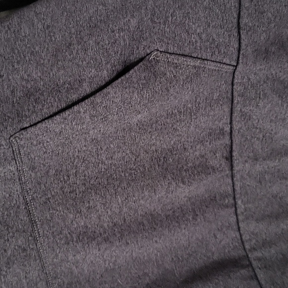 The North Face pull over hoddie - Picture 3 of 11